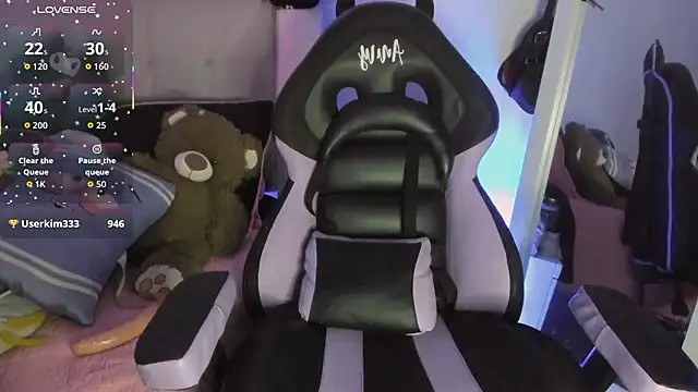 Any_Roussee 即時 XXX 聊天