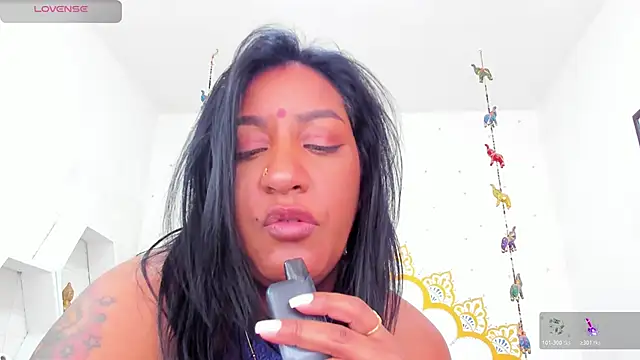 Czat XXX na żywo – LadyNahir