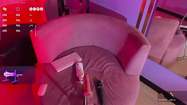 Chat +18 de LolyYunno ao vivo