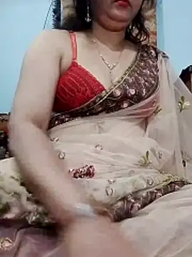 Horny_Doll24 élő XXX-chatje