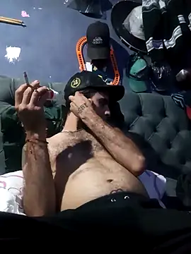 hairy_mannn 即時 XXX 聊天