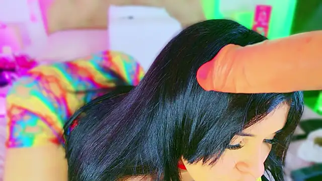 CharlootteEvans élő XXX-chatje