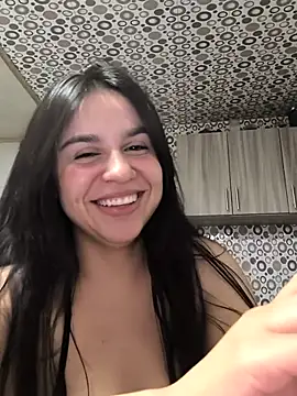 Daniela-rosee live XXX chat