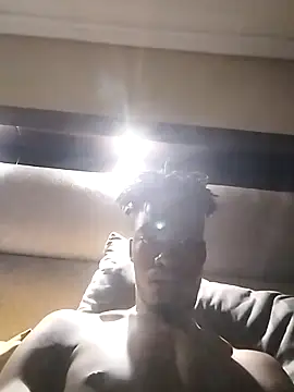 HotGuyxxx1239 élő XXX-chatje