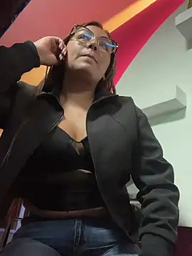 Chat +18 de kathe77_ ao vivo