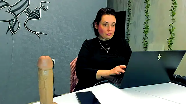 Yesss_Lilith Chat XXX live