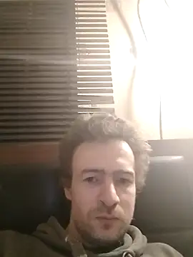 Erimyka Chat XXX in diretta