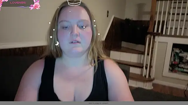 PhatAssBlond: онлайн-секс-чат