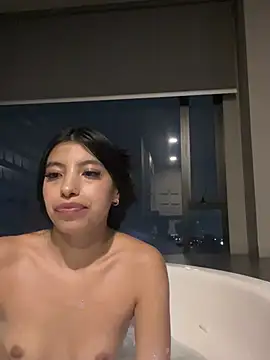 Tiffany_Low 现场XXX聊天