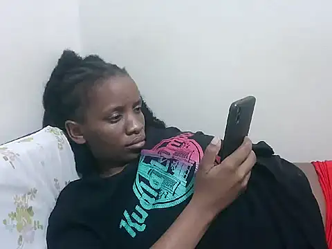 Show modela prettybeee na web-kameri