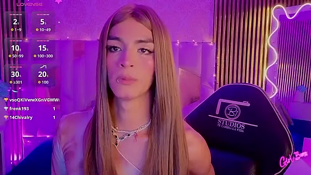 LIHIAN_TAY élő XXX-chatje