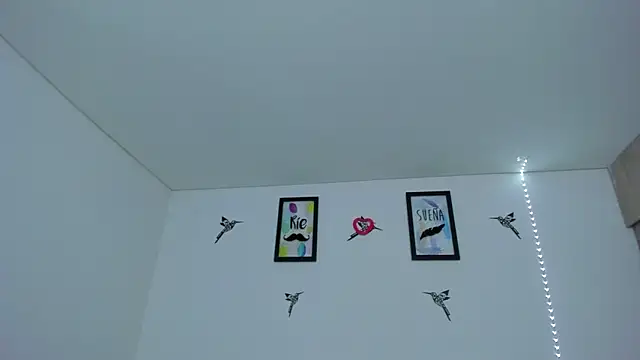 im_sarah34's Live XXX Chat