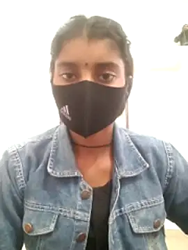 Erotic-Girl live XXX chat