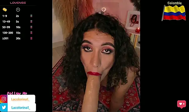 LaColorina_ webkamerás műsora