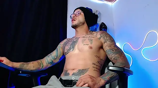 sebastian_horny's Live XXX Chat