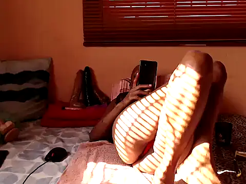 LONGBLKCLIT36のライブXXXチャット