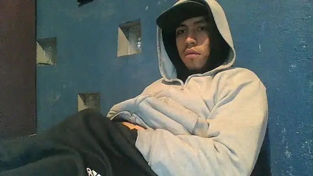 AlexAlejandro13: απευθείας συνομιλία ΧΧΧ