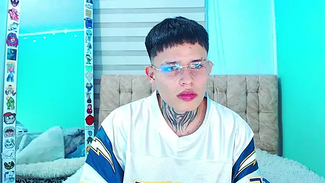 Czat XXX na żywo – _justinmoon2