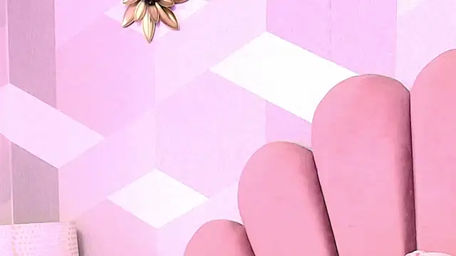 โชว์เว็บแคมของ KylieMonnett