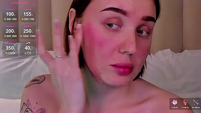 LianaFord live XXX chat