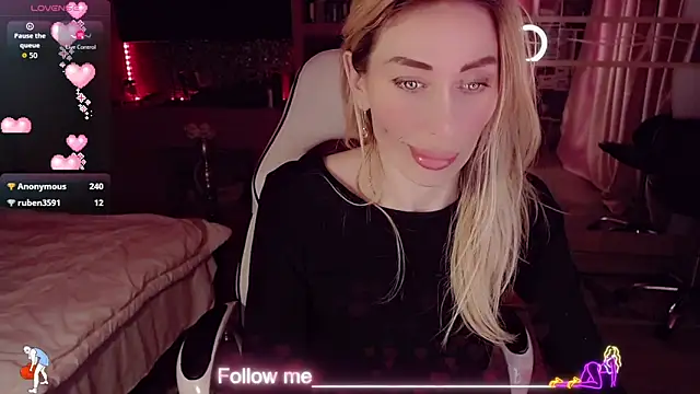 AnnieGOld_のライブXXXチャット