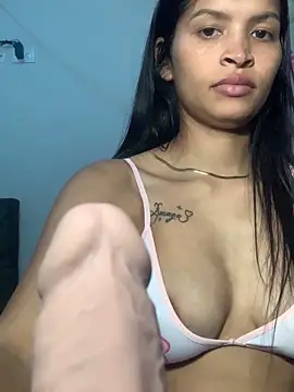 Show modela karol351 na web-kameri