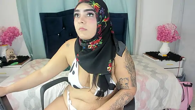 Inaya_Khalifa – Live XXX-chat