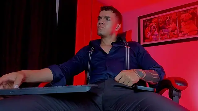 ALPHA_DOMINUS_'s Live XXX Chat