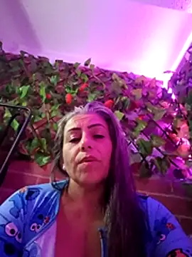 Chat +18 de maynor_1998 ao vivo