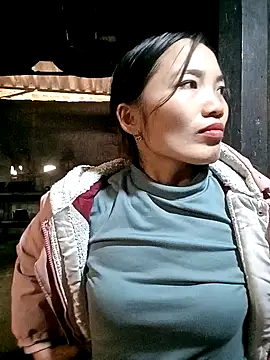 ngan-cute Live XXX-chat