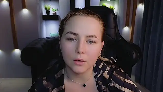 Mira_Mermayd Chat XXX in diretta