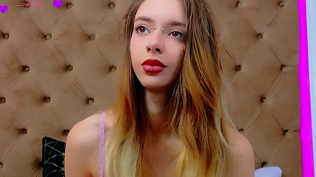 CoraVex Chat XXX live