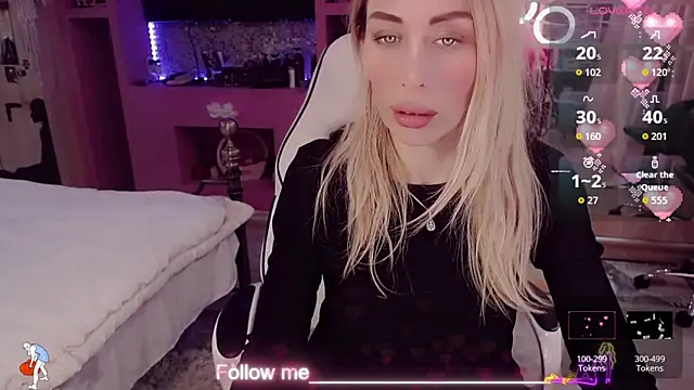 AnnieGOld_ Chat XXX in diretta