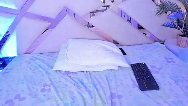 sophie_pariss Chat XXX in diretta