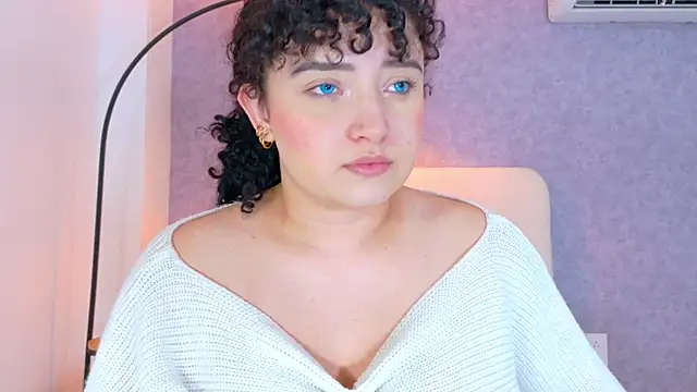 دردشة Tracielowe_w الجنسية المباشرة