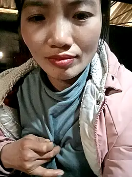 Czat XXX na żywo – ngan-cute