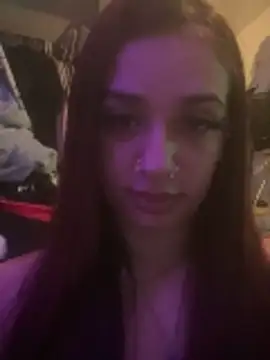 heluvsbabii Pertunjukan Webcam