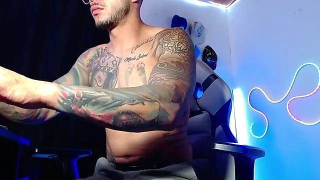 sebastian_horny's Live XXX Chat