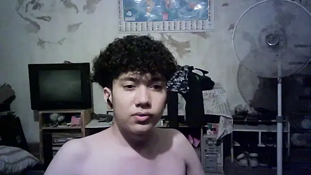 Emv2's Live XXX Chat