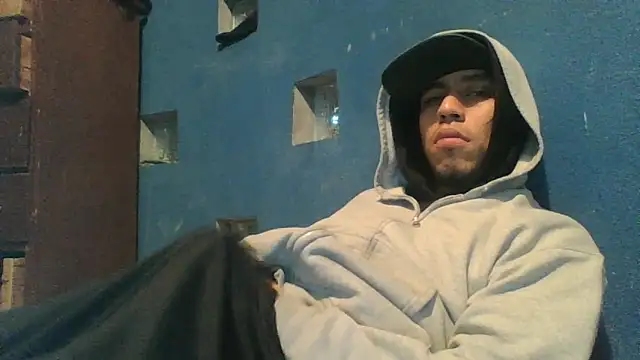 Show de AlexAlejandro13 na webcam