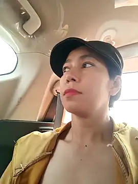 2HotAsain4u: απευθείας συνομιλία ΧΧΧ