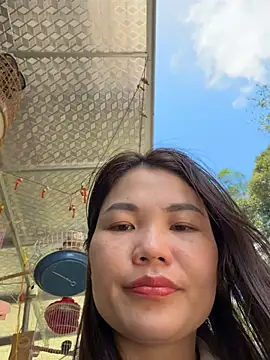 Emily_9xx 라이브 XXX 채팅