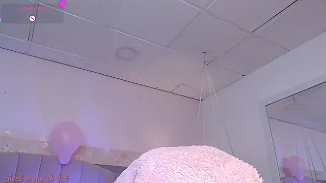 Emerald_gh Live XXX-chat