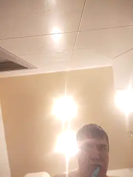 Lokomotivvv0707's Live XXX Chat