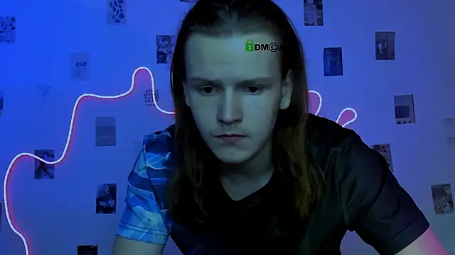 leo_void Adlı Modelin Canlı XXX Sohbeti