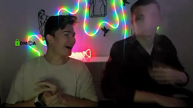 veldi_to élő XXX-chatje