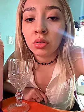 Webkamerová show soylulita07