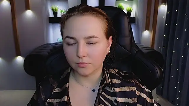 Chatroom XXX en direct de Mira_Mermayd