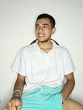 Chat XXX ao vivo de Thick_Cock