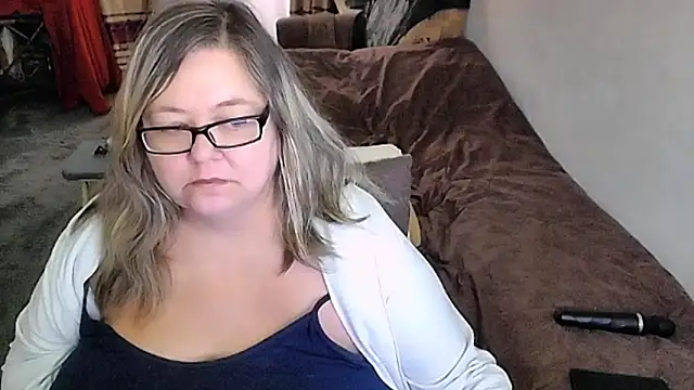 sex2 élő XXX-chatje